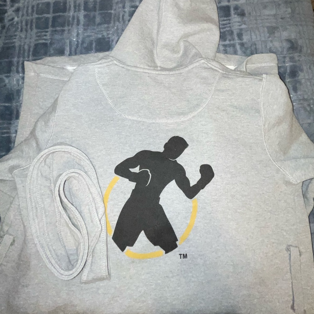 Boxing Robe - Picture 6 of 6